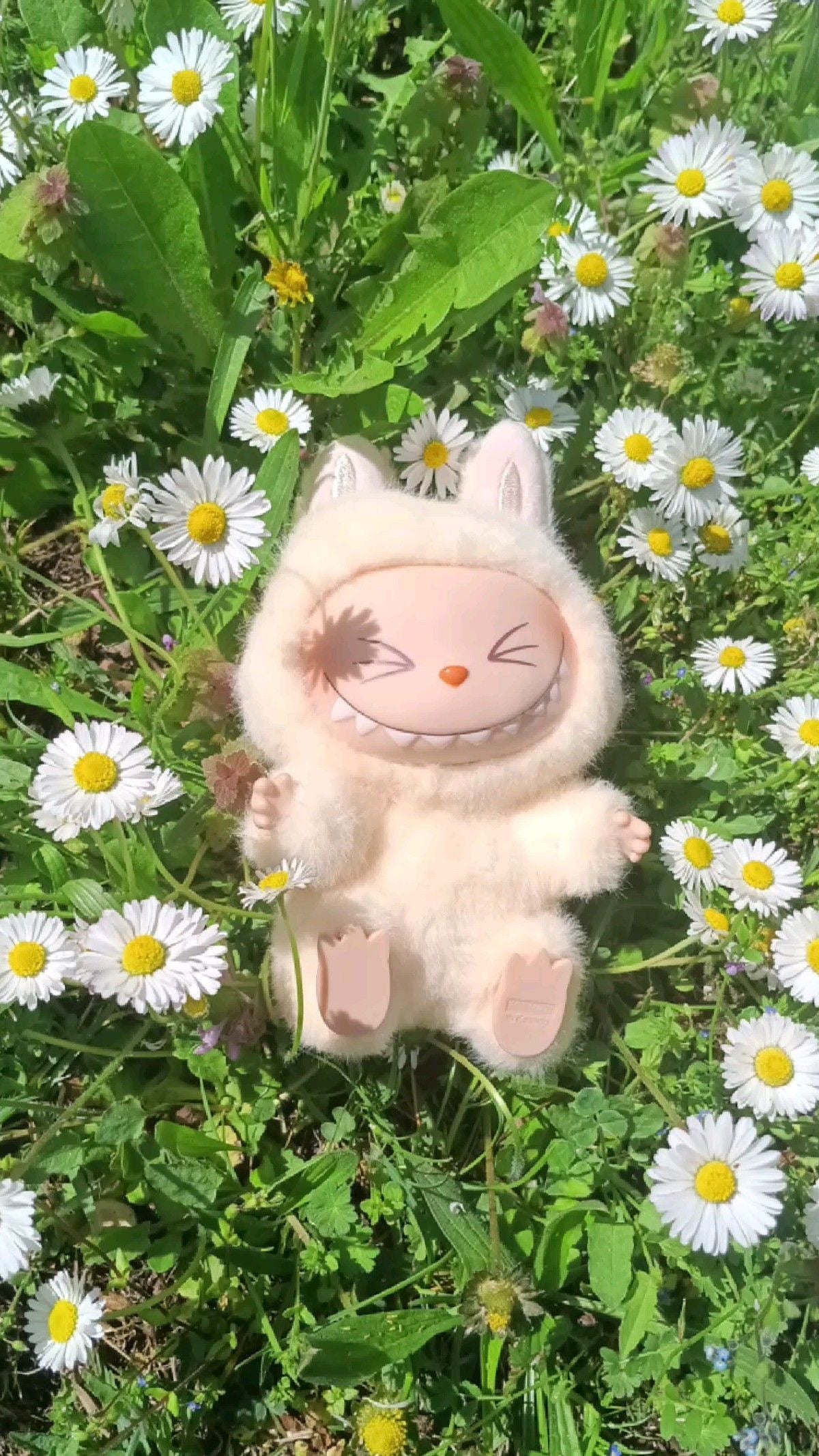 LAFUFU™ Emotional Support Plush Keychain – Mini Kawaii Buddy