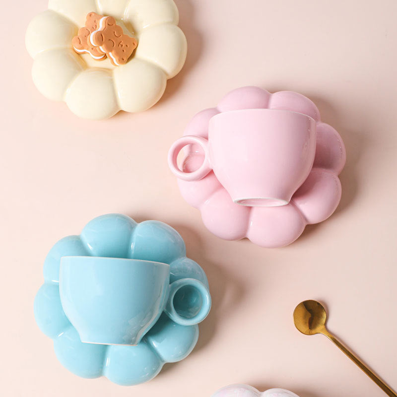Flower Ceramic Mug with Saucer – Aesthetic Bloom Cup by BLOSÉ