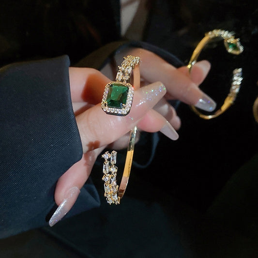 Emerald Gold Bracelet – Adjustable Luxe Statement by BLOSÉ